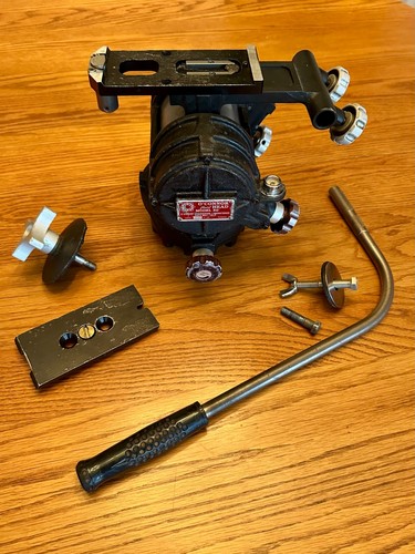 Connor fluid head - 50,
